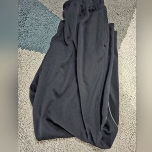 Under Armour Men’s Loose Fit Track‎ Pants